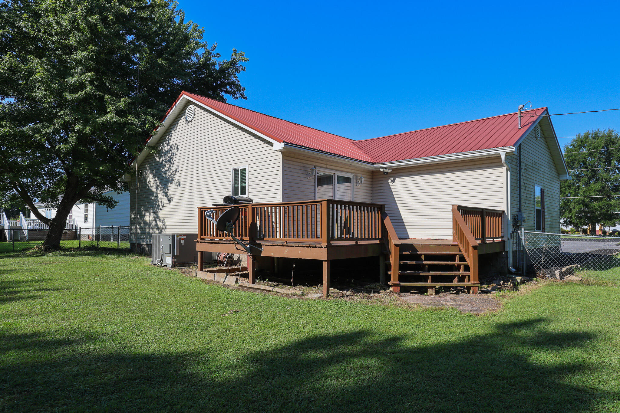 734 Vicksburg Estate Road Benton, KY 42025 - Photo 20 of 23 Back Exterior