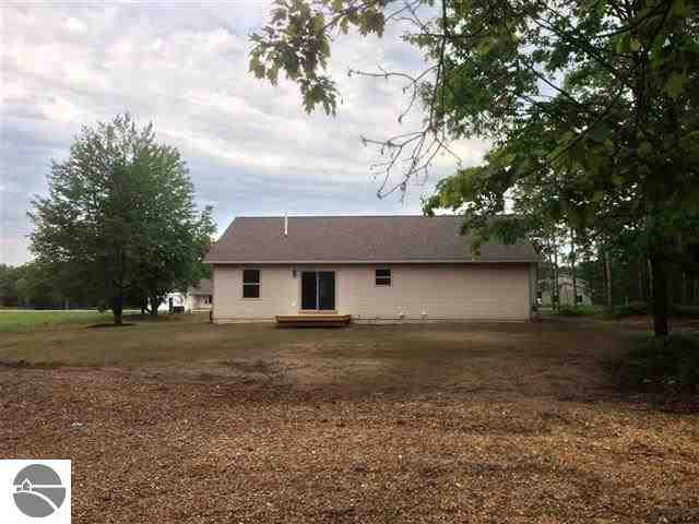 1919 Round Lake Road Interlochen, MI 49643 - Photo 7 of 26 1747286-6.JPG