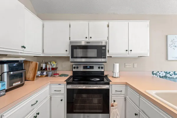 $485,000 | 902 Aloma Faye Lane, Fort Walton Beach, FL 32547