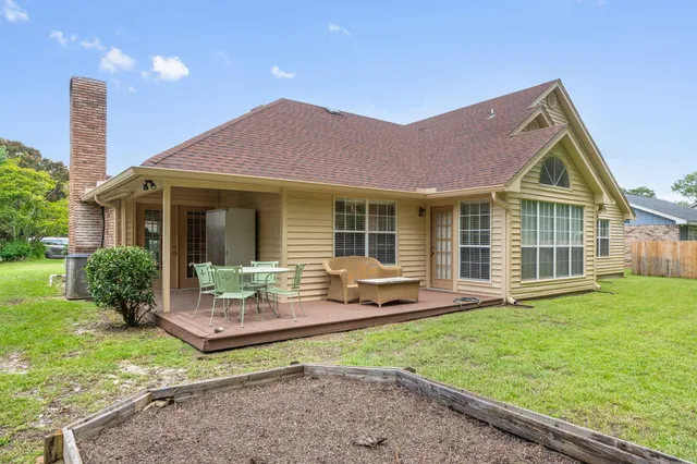 $495,000 | 902 Aloma Faye Lane, Fort Walton Beach, FL 32547