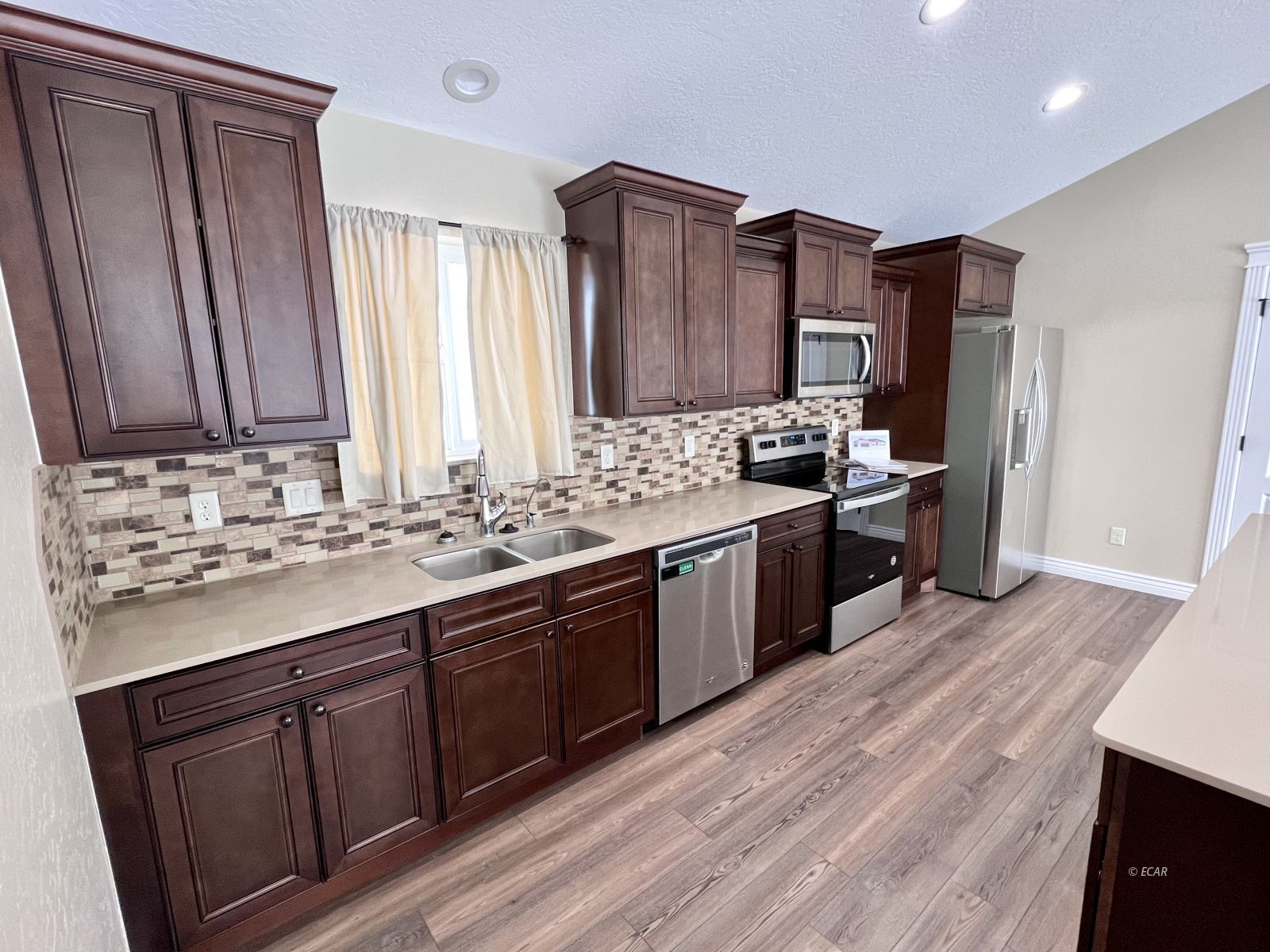 388 Stageline Loop Elko, NV 89801 - Photo 2 of 26 Gallery Image 2