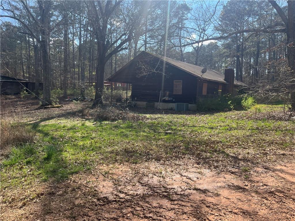 2811 Noahs Ark Road Jonesboro, GA 30236 - Photo 8 of 10 a view of a backyard