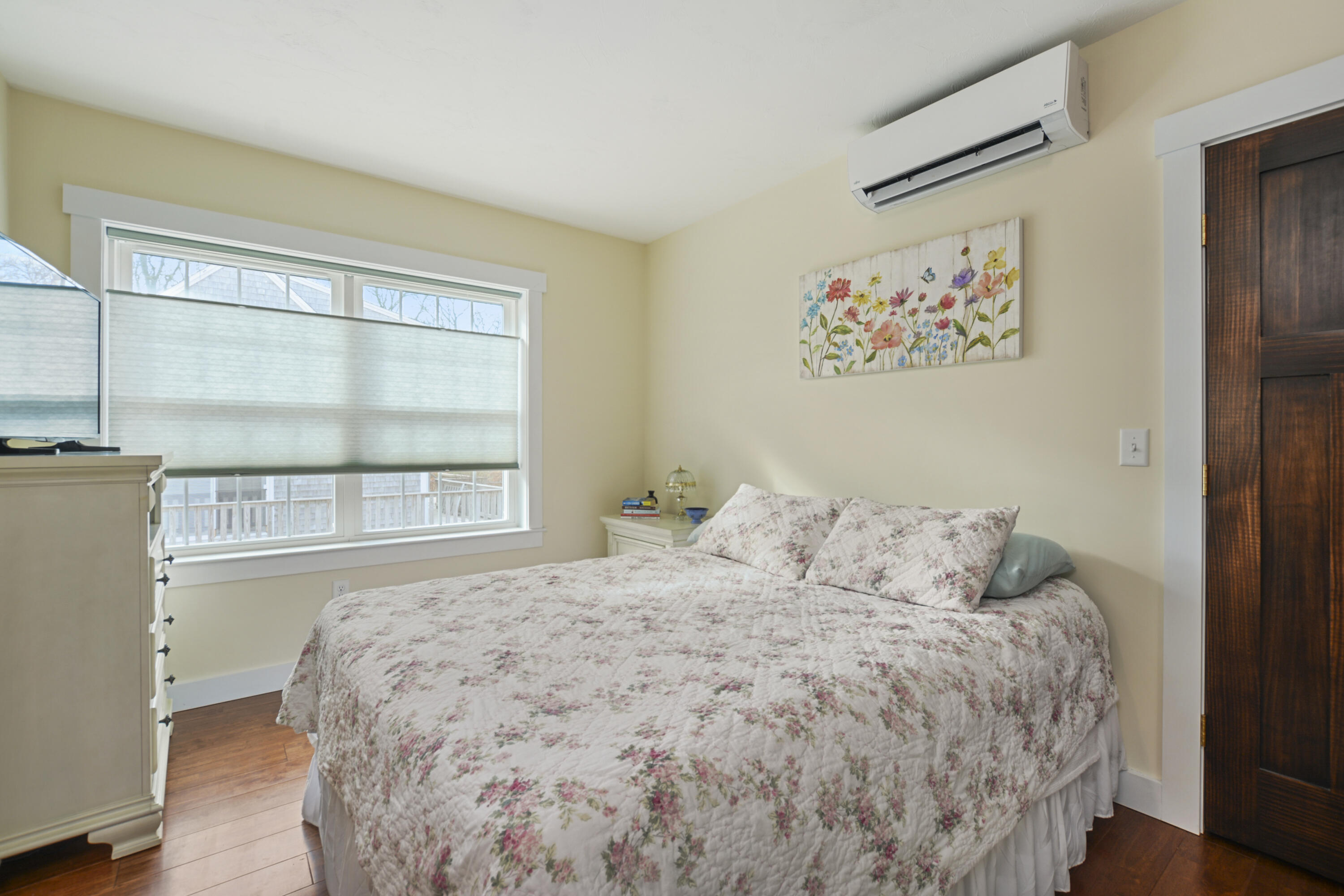 21 Topco Road Brewster, MA 02631 - Photo 23 of 31 apartment bedroom