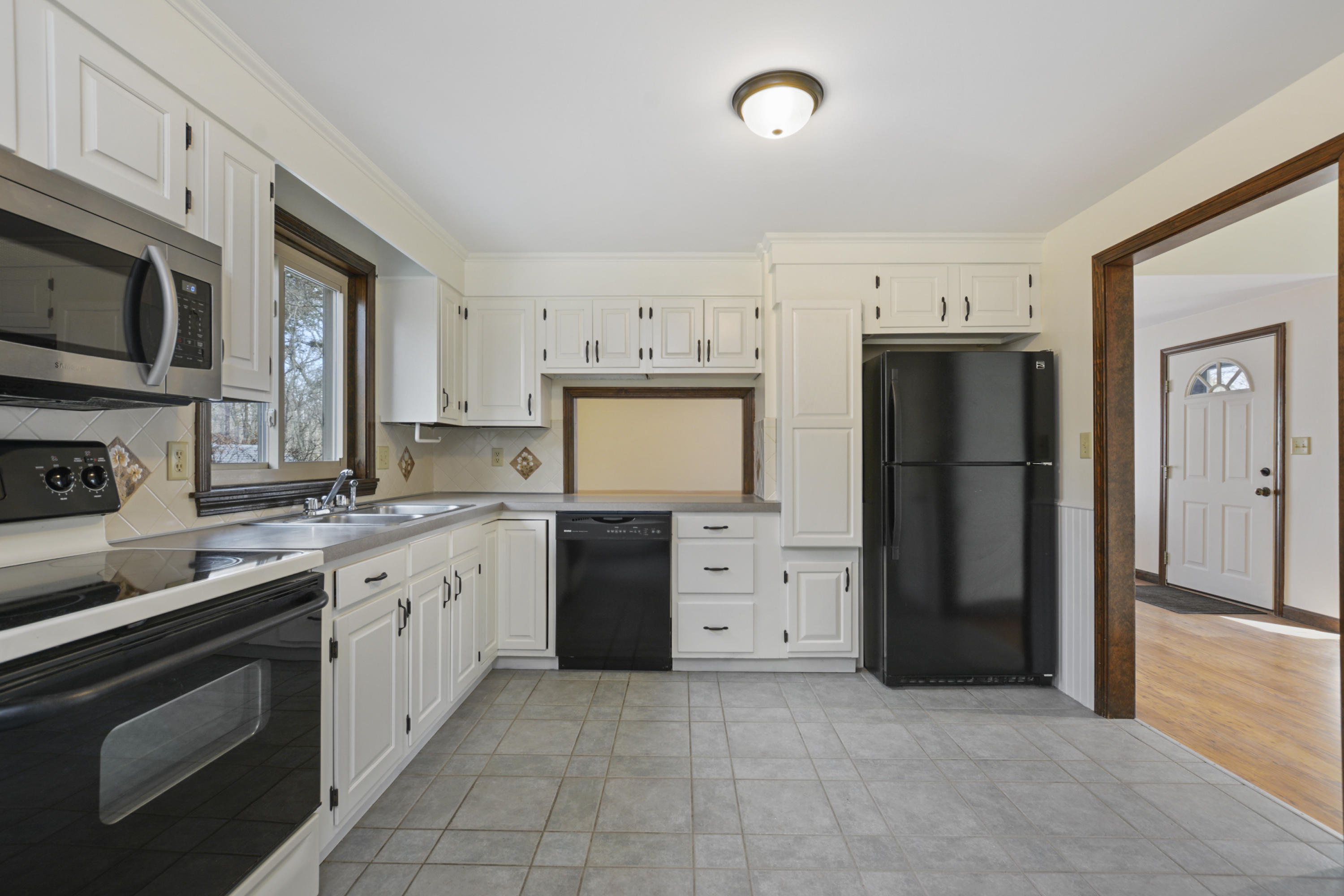 21 Topco Road Brewster, MA 02631 - Photo 6 of 31 005-photo-no-caption-8995477
