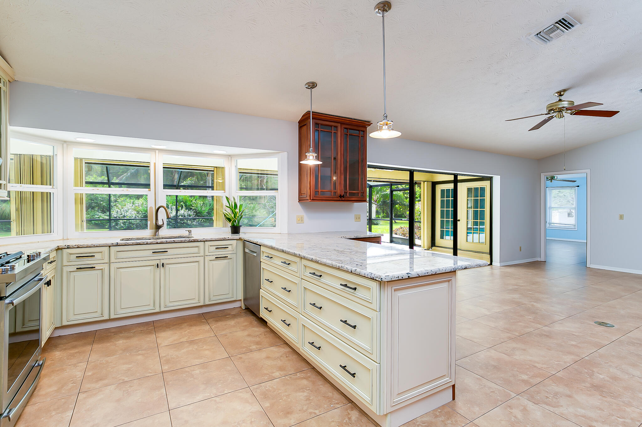 2771 Southeast Carthage Road Port St. Lucie, FL 34952 - Photo 17 of 33 2771Carthage-16