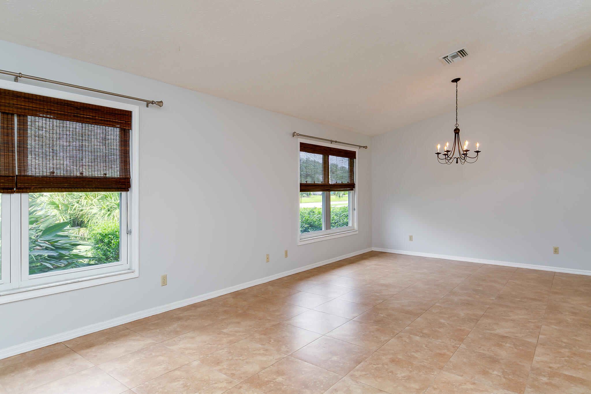 2771 Southeast Carthage Road Port St. Lucie, FL 34952 - Photo 8 of 33 2771Carthage-18