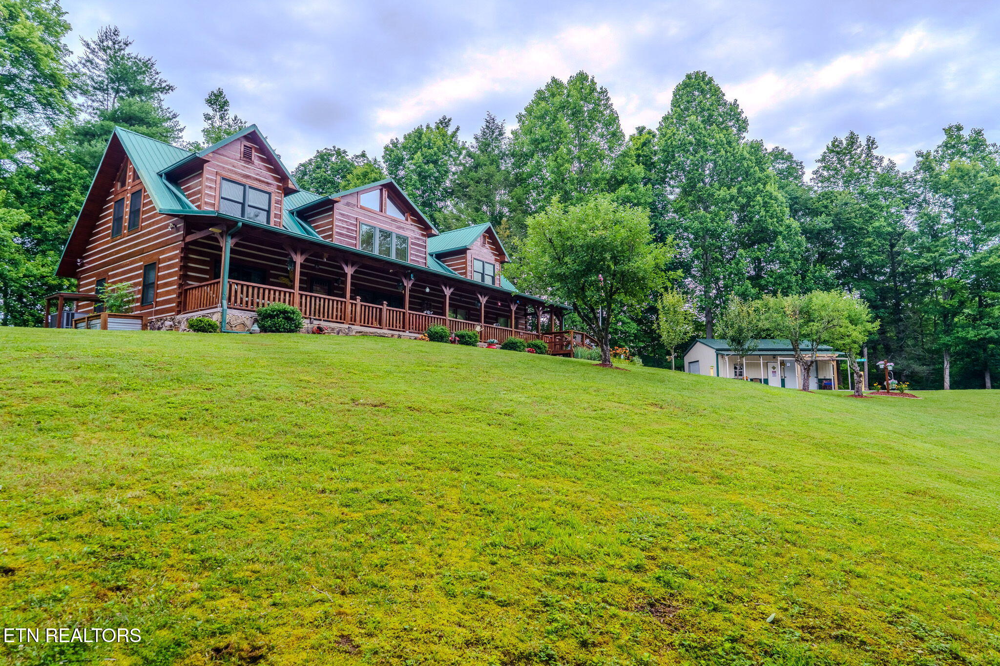 2120 Mt Pleasant Road Vonore, TN 37885 - Photo 2 of 49 41-web-or-mls-_DSC9637-HDR