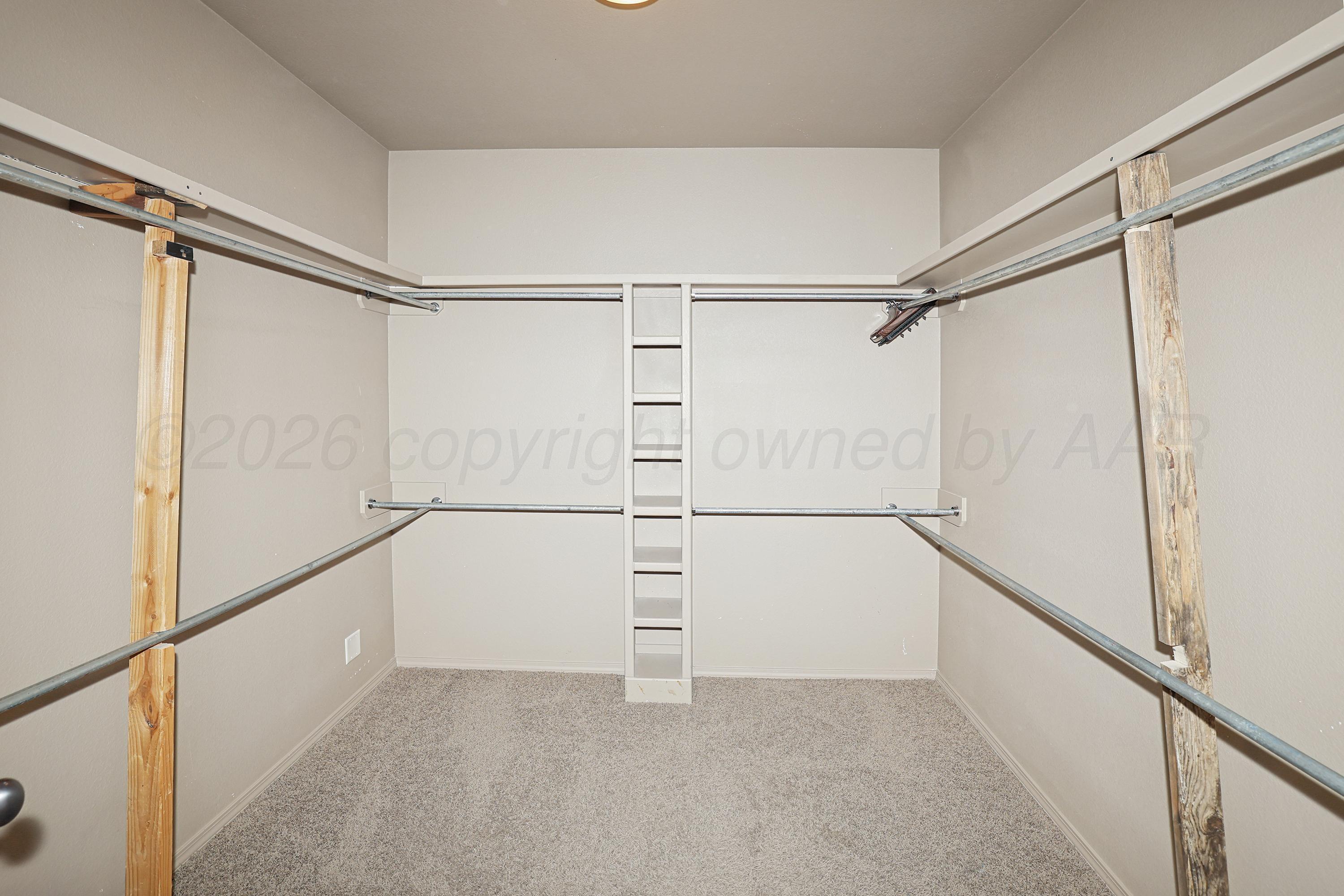 6803 Nick Street Amarillo, TX 79119 - Photo 13 of 33 18-Primary Closet