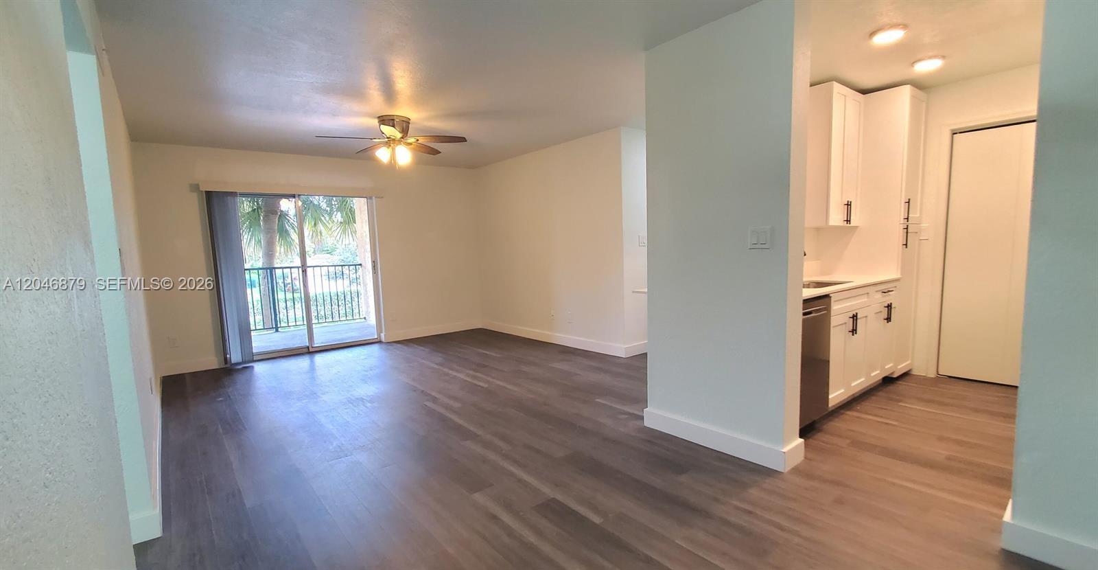 927 Riverside Drive, Unit 324 Coral Springs, FL 33071 - Photo 6 of 14