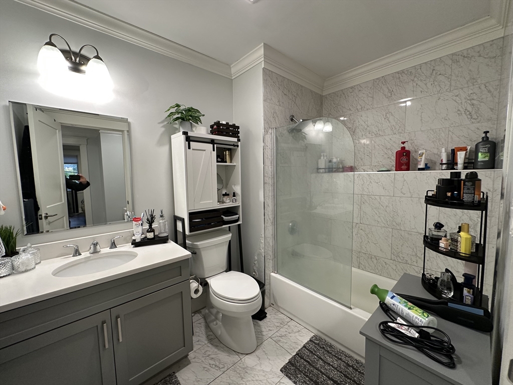 17 Hennery Way, Unit A Medfield, MA 02052 - Photo 9 of 11
