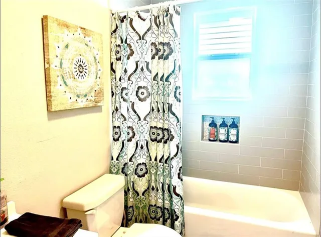 $2,500 | 1247 Kerlerec Street, New Orleans, LA 70116