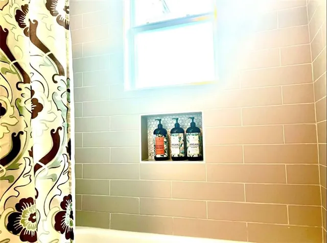 $2,500 | 1247 Kerlerec Street, New Orleans, LA 70116