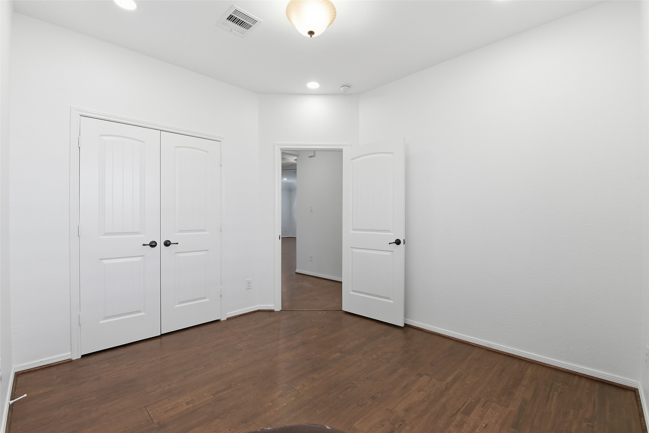 212 Fallow Buck Court Conroe, TX 77384 - Photo 27 of 33