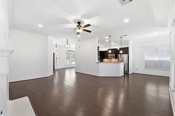 $2,500 | 212 Fallow Buck Court, Conroe, TX 77384