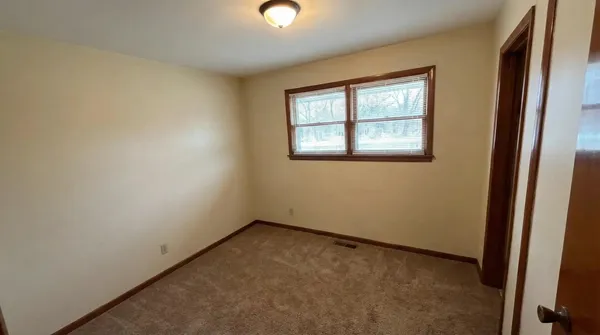 $339,900 | N70W13080 Brentwood Drive, Menomonee Falls, WI 53051