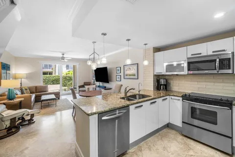 $9,950 | 3604 South Ocean Boulevard, Unit 105, Highland Beach, FL 33487