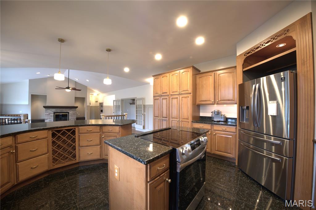 823 Ridge Road Waterloo, IL 62298 - Photo 13 of 94
