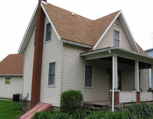 1054 Frye Road Jeannette, PA 15644 - Photo 1 of 10 Exterior Front.