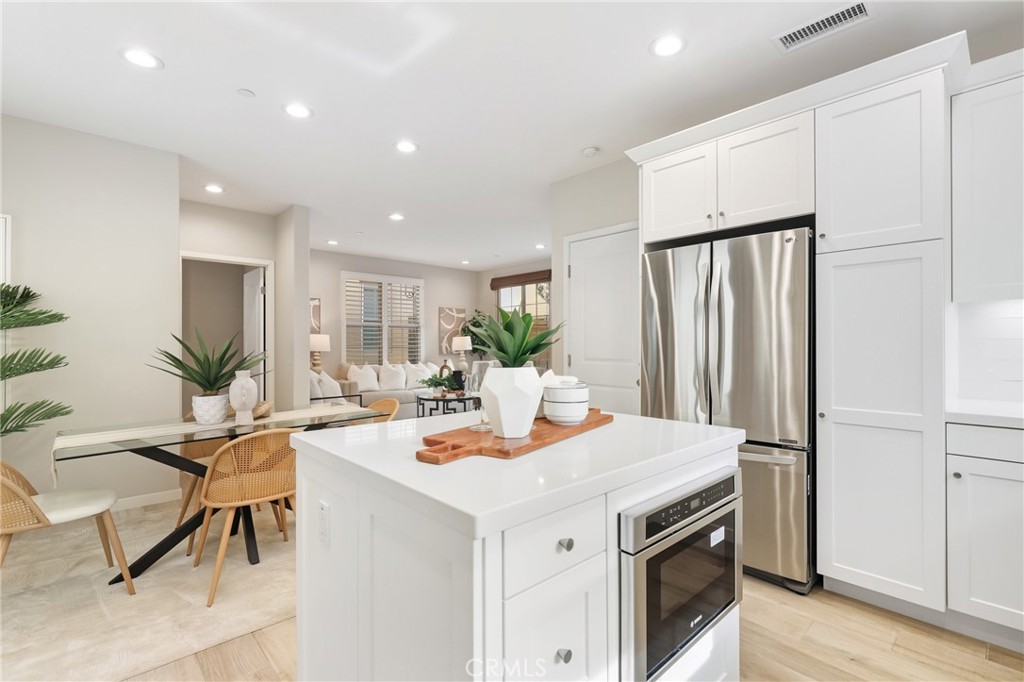 147 Excursion Irvine, CA 92618 - Photo 11 of 56