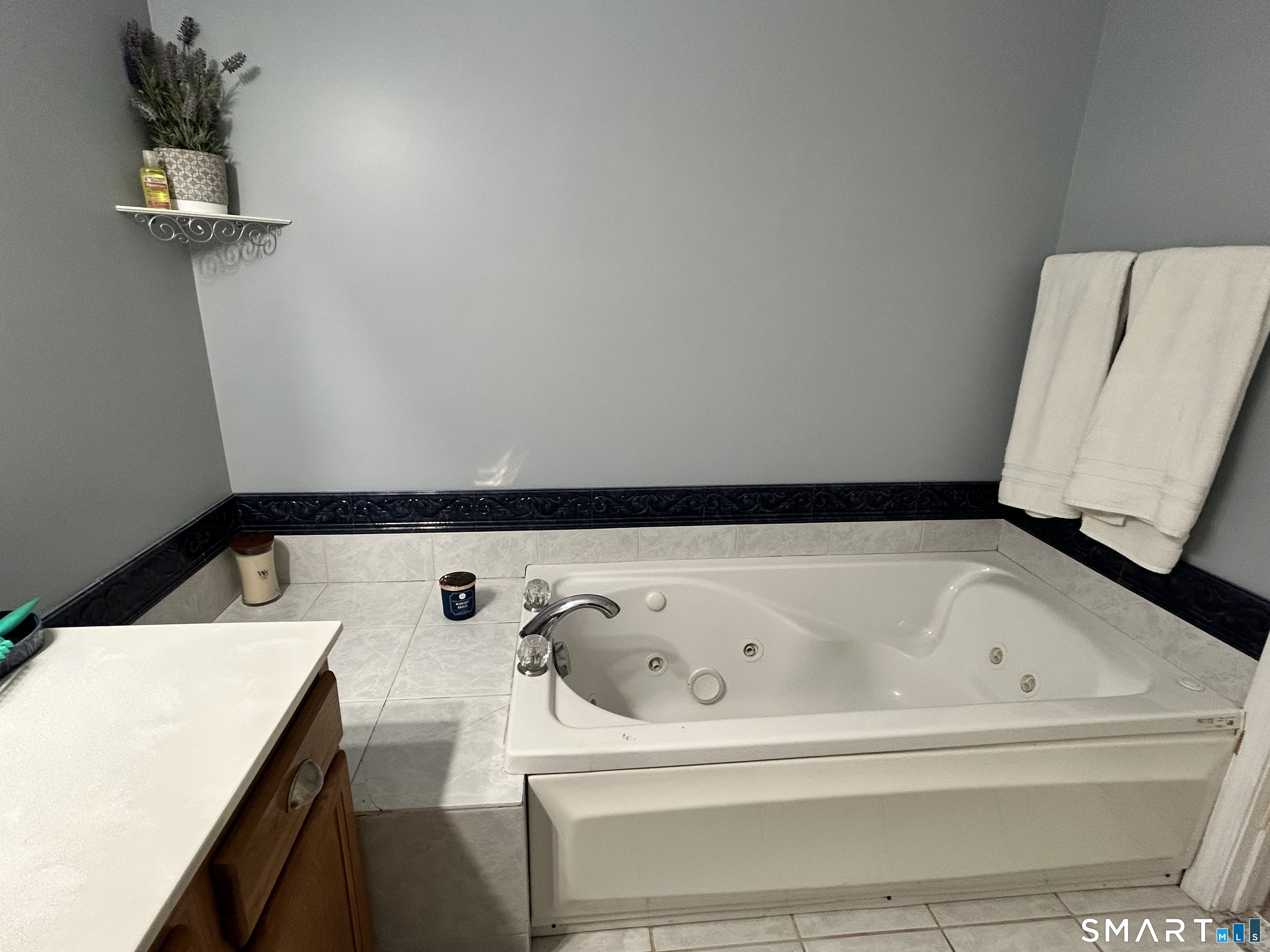 39 Asia Circle Bridgeport, CT 06610 - Photo 10 of 32