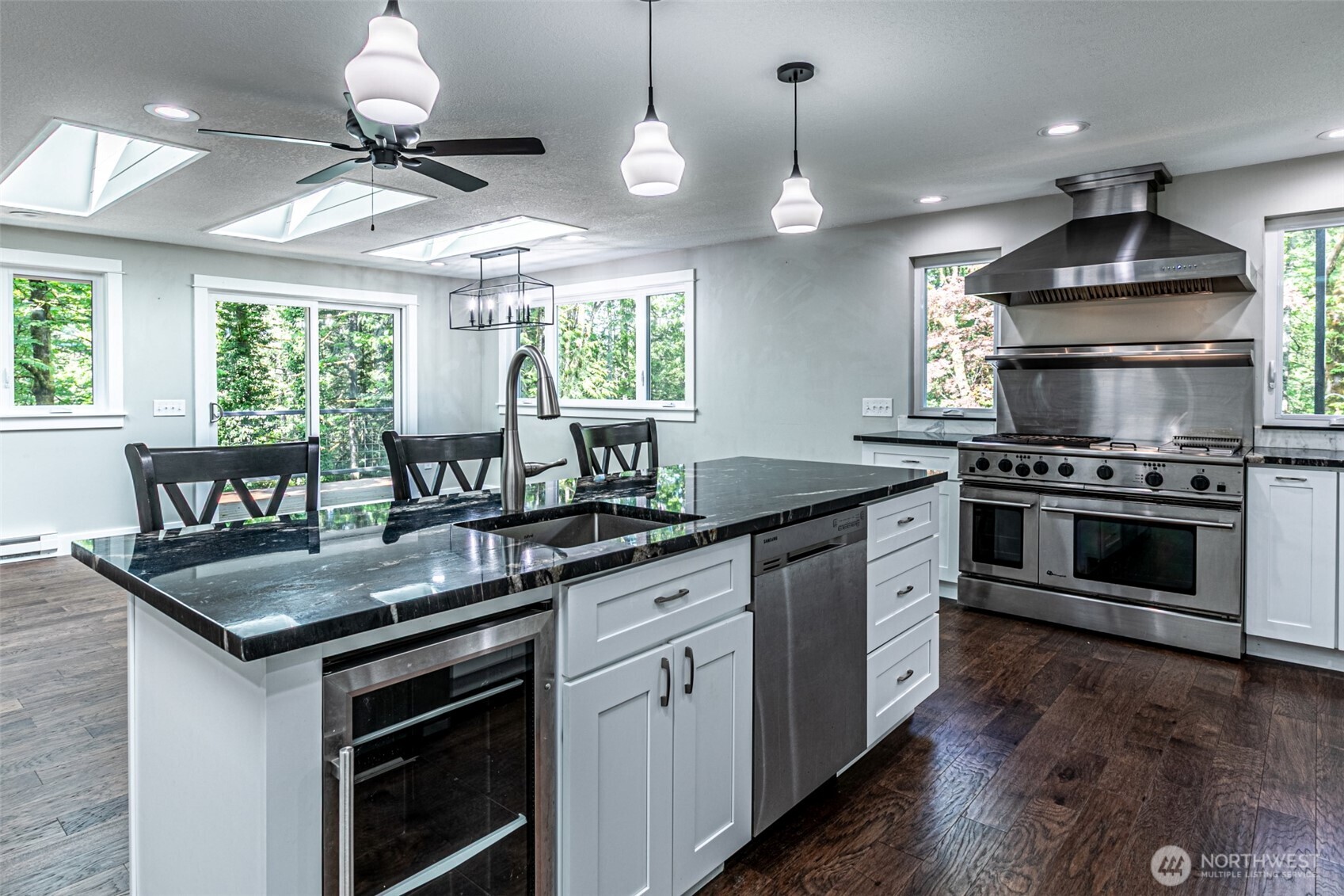 7655 Long Lake Road Southeast Port Orchard, WA 98367 - Photo 14 of 40 Gallery Image 14