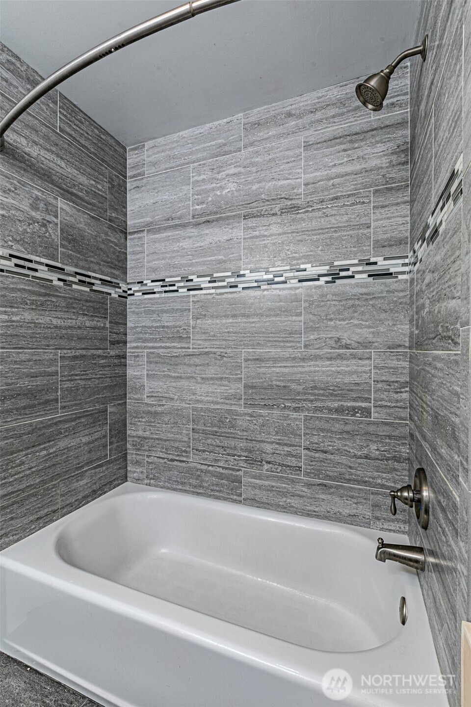 7655 Long Lake Road Southeast Port Orchard, WA 98367 - Photo 25 of 40 Gallery Image 25
