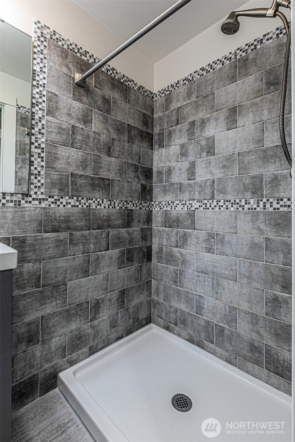 7655 Long Lake Road Southeast Port Orchard, WA 98367 - Photo 36 of 40 Gallery Image 36