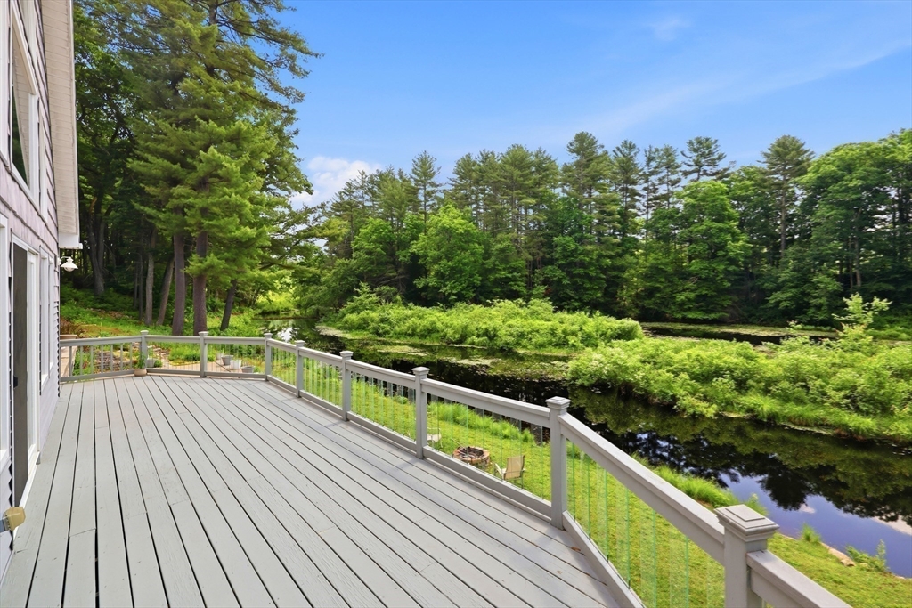 259 Greenwich Road Ware, MA 01082 - Photo 6 of 40 Gallery Image 6