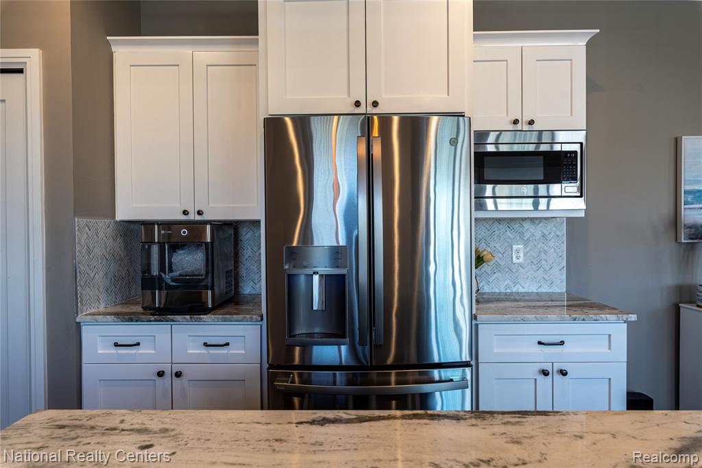 70376 Hillside Court Romeo, MI 48065 - Photo 12 of 43