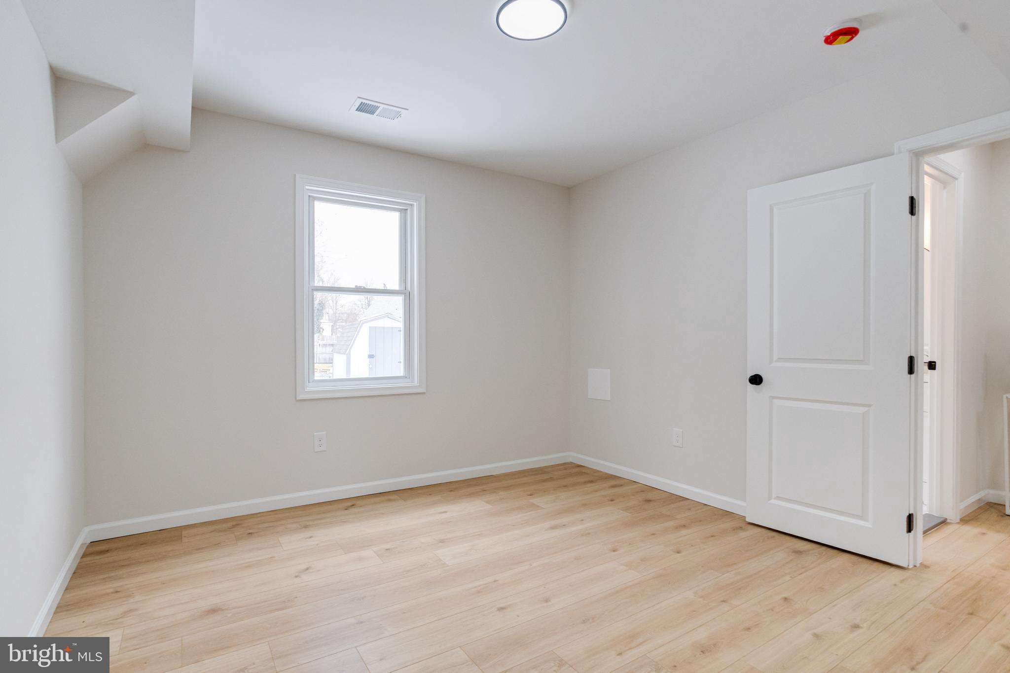 4711 Beauford Road Suitland, MD 20746 - Photo 29 of 36