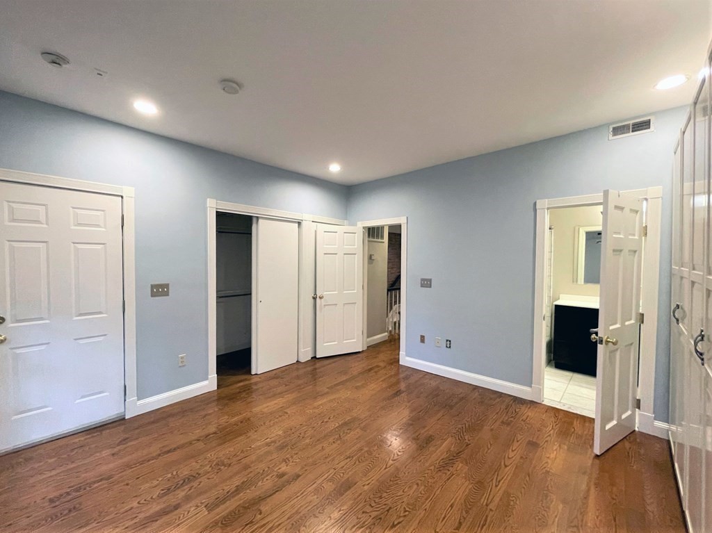 11 Gardner Road, Unit 3 Cambridge, MA 02139 - Photo 5 of 19 Gallery Image 5