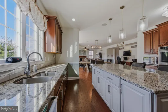 $849,900 | 1049 Matthew Way, New Castle, DE 19720