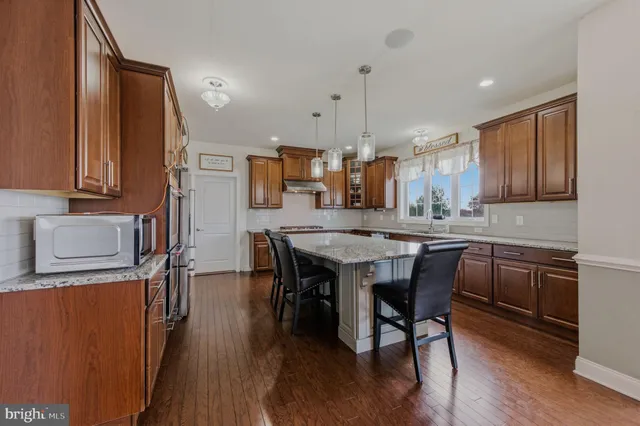 $849,900 | 1049 Matthew Way, New Castle, DE 19720