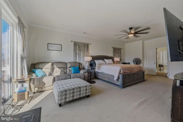 $849,900 | 1049 Matthew Way, New Castle, DE 19720