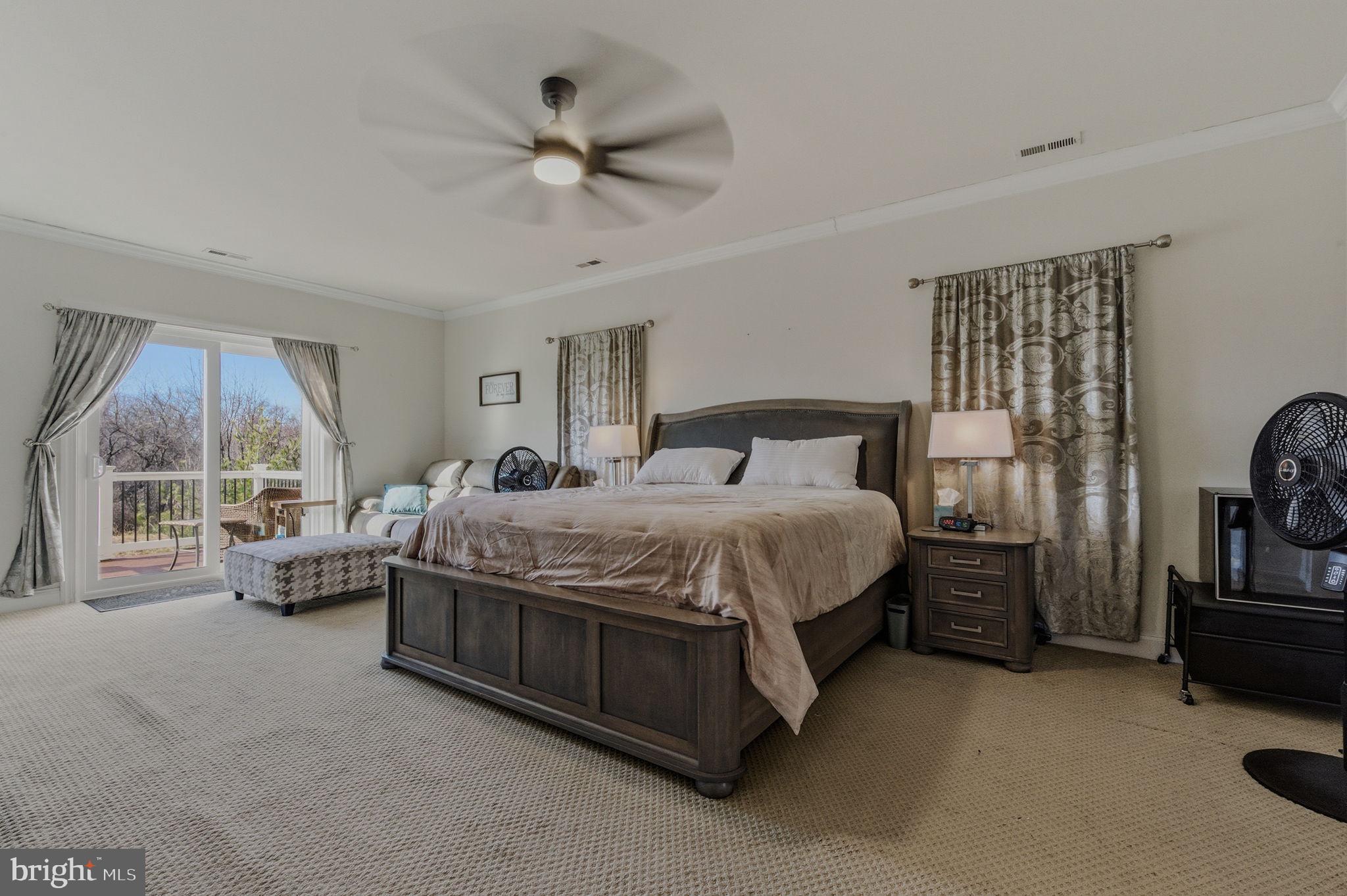 1049 Matthew Way New Castle, DE 19720 - Photo 36 of 69