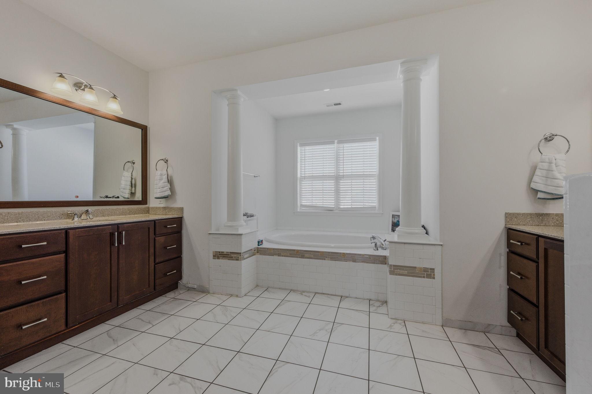 1049 Matthew Way New Castle, DE 19720 - Photo 39 of 69