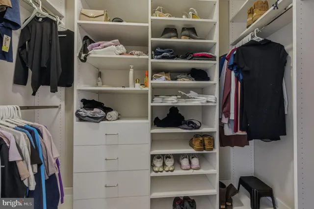 $849,900 | 1049 Matthew Way, New Castle, DE 19720