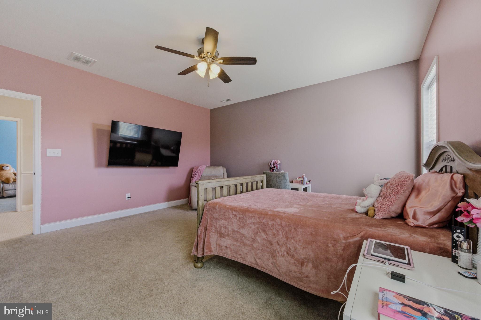 1049 Matthew Way New Castle, DE 19720 - Photo 44 of 69