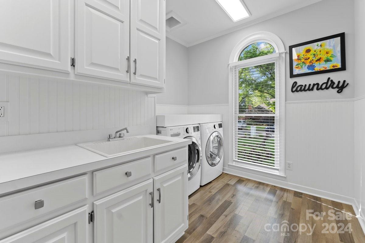 4527 Nora's Path Road Charlotte, NC 28226 - Photo 38 of 39 a utility room with dryer and washer