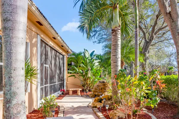 $488,000 | 10069 Mizner Falls Way, Boynton Beach, FL 33437