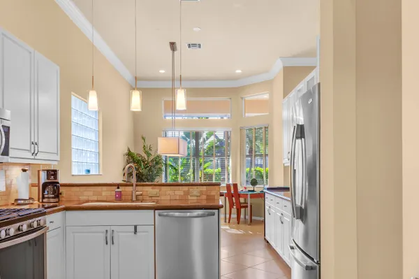 $488,000 | 10069 Mizner Falls Way, Boynton Beach, FL 33437