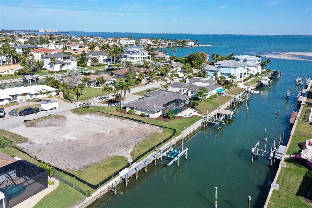536 Gunwale Lane Longboat Key, FL 34228 - Photo 14 of 29