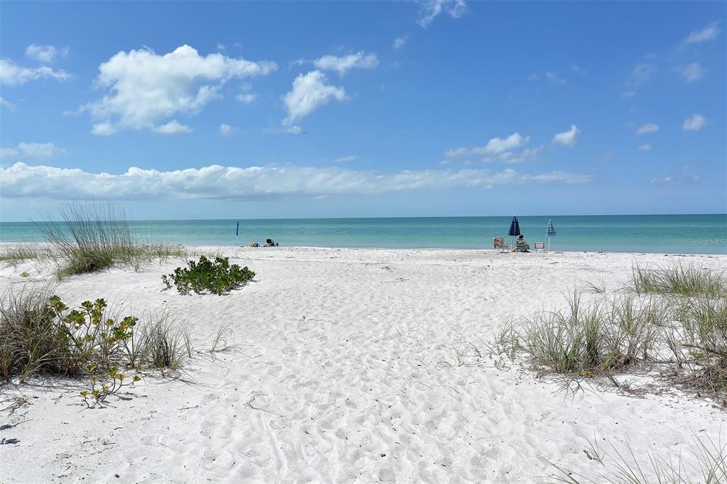 536 Gunwale Lane Longboat Key, FL 34228 - Photo 21 of 29