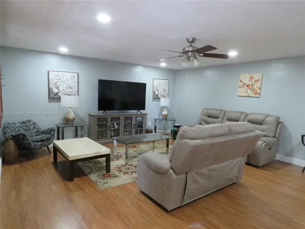 $2,500 | 11840 Northeast 19th Drive, Unit 26, North Miami, FL 33181