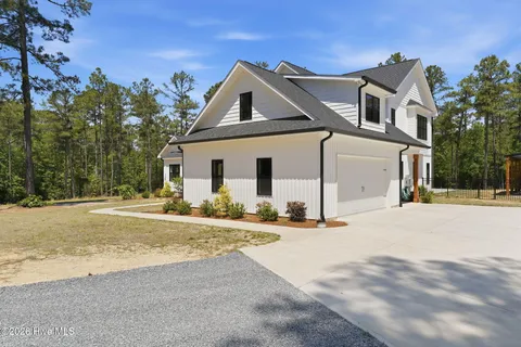 $1,395,000 | 655 Tufts Vista, Jackson Springs, NC 27281