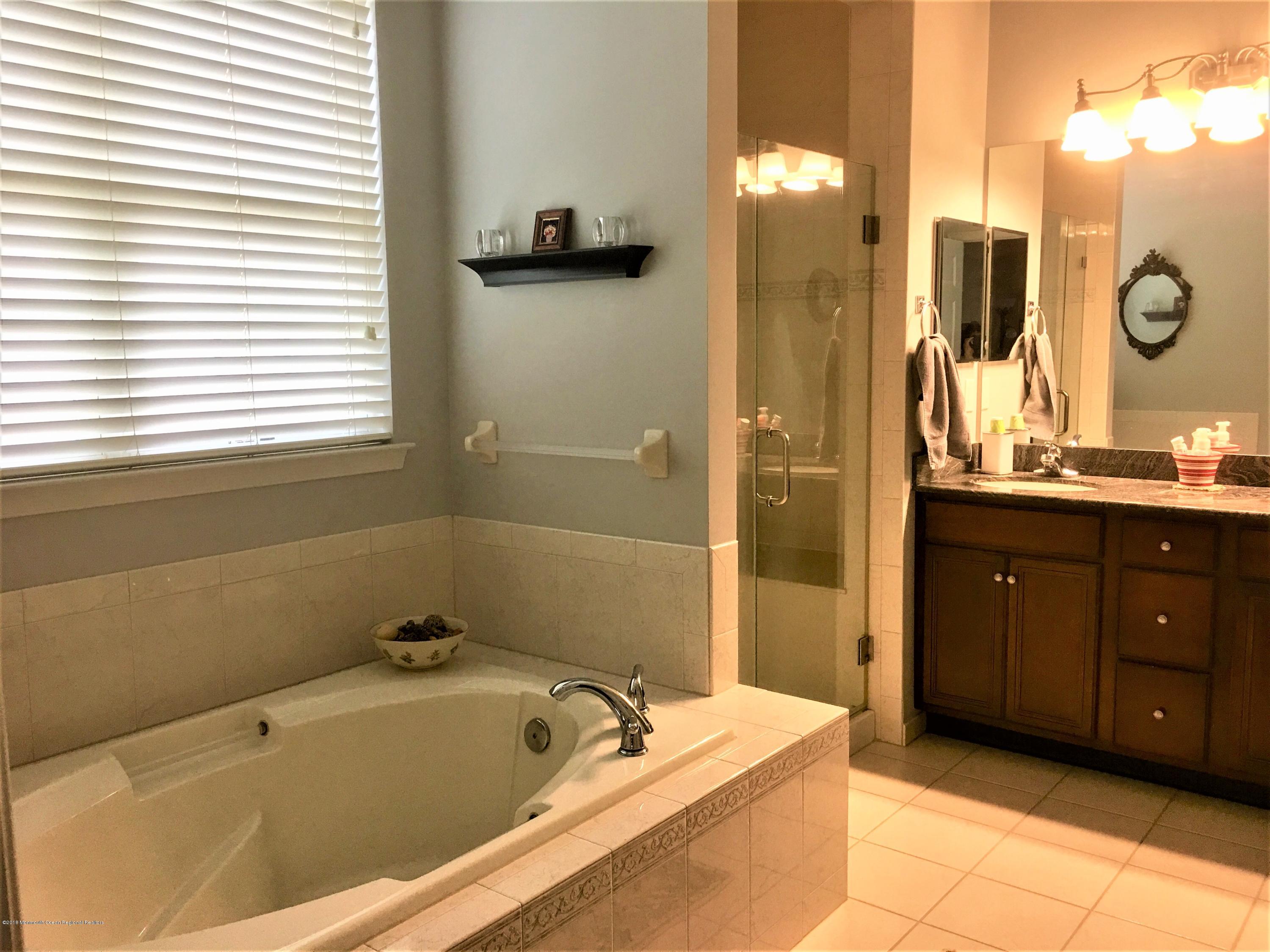 18 Muirfield Road Jackson, NJ 08527 - Photo 21 of 42 IMG_E2584