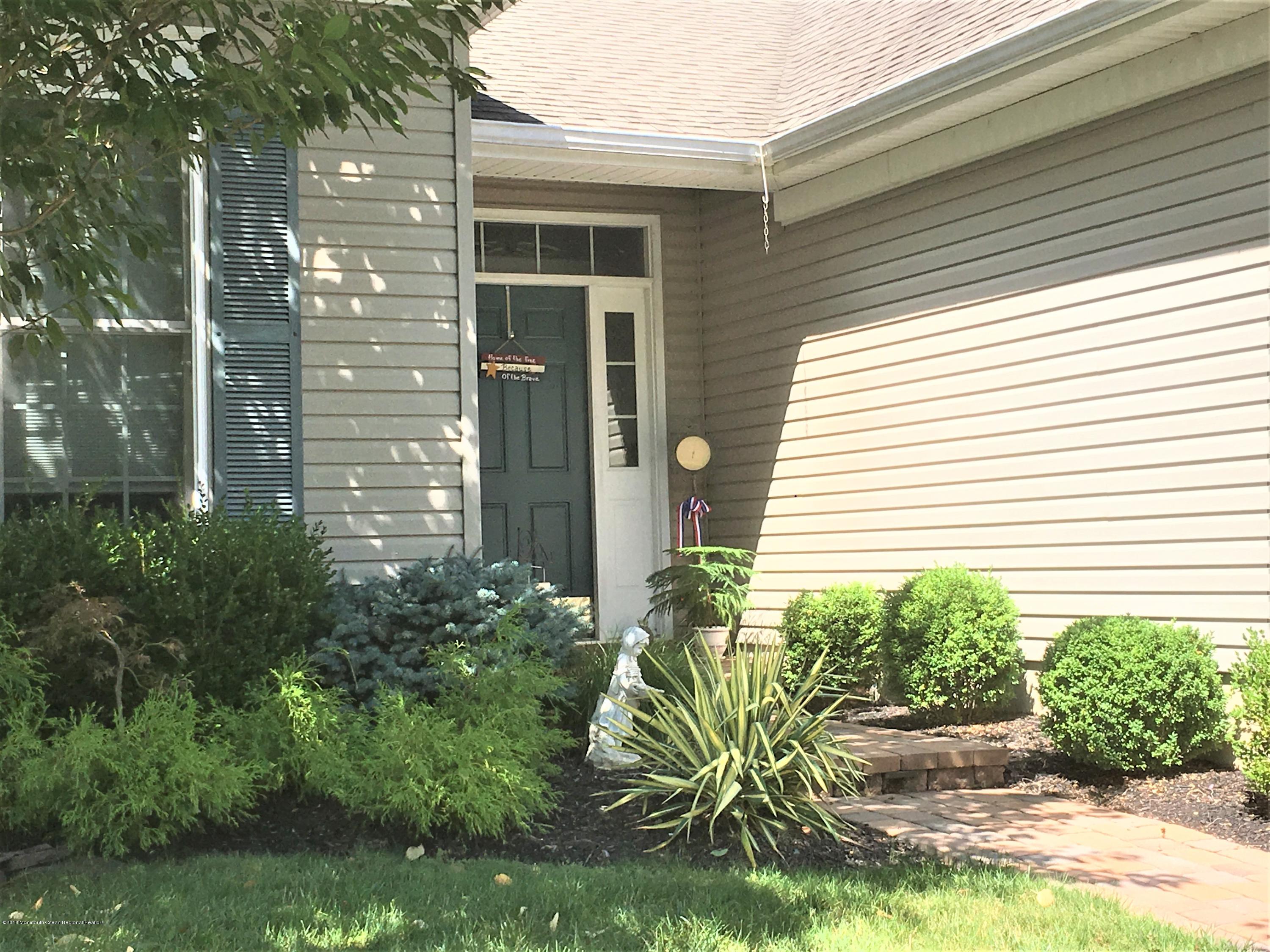 18 Muirfield Road Jackson, NJ 08527 - Photo 9 of 42 Entry Door