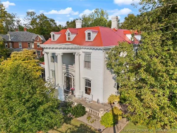 $550,000 | 524 North Capitol Avenue, Corydon, IN 47112