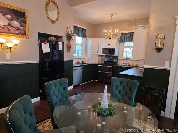 $550,000 | 524 North Capitol Avenue, Corydon, IN 47112