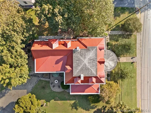 $550,000 | 524 North Capitol Avenue, Corydon, IN 47112